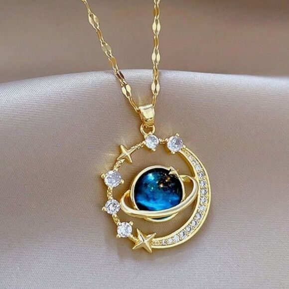 MISSLOOK Gold and Blue Celestial moon, and stars necklace - Picture 8 of 8
